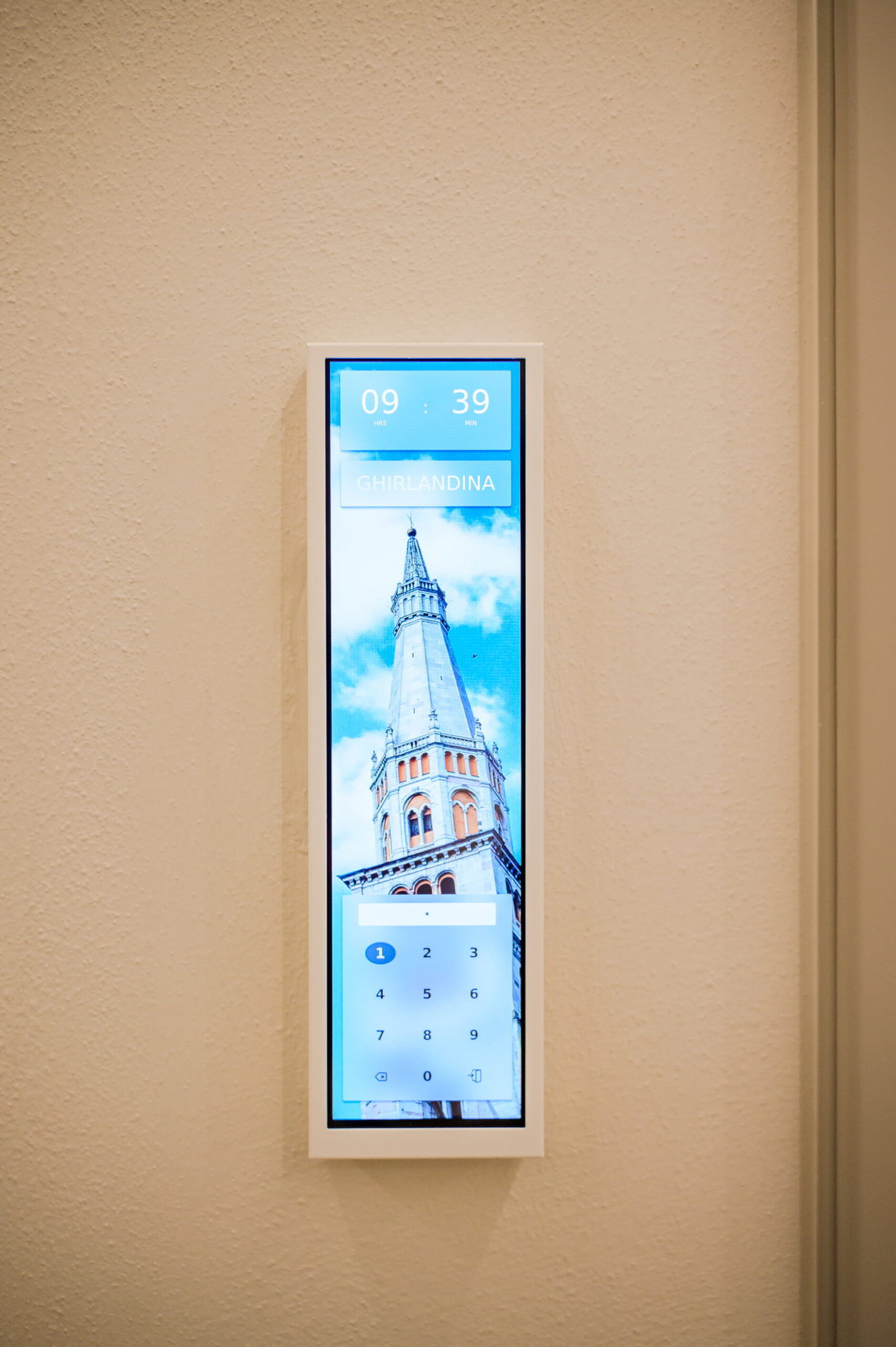 Ghirlandina image 14